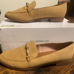 CALL IT SPRING women’s size 9 “Daintyy” loafer